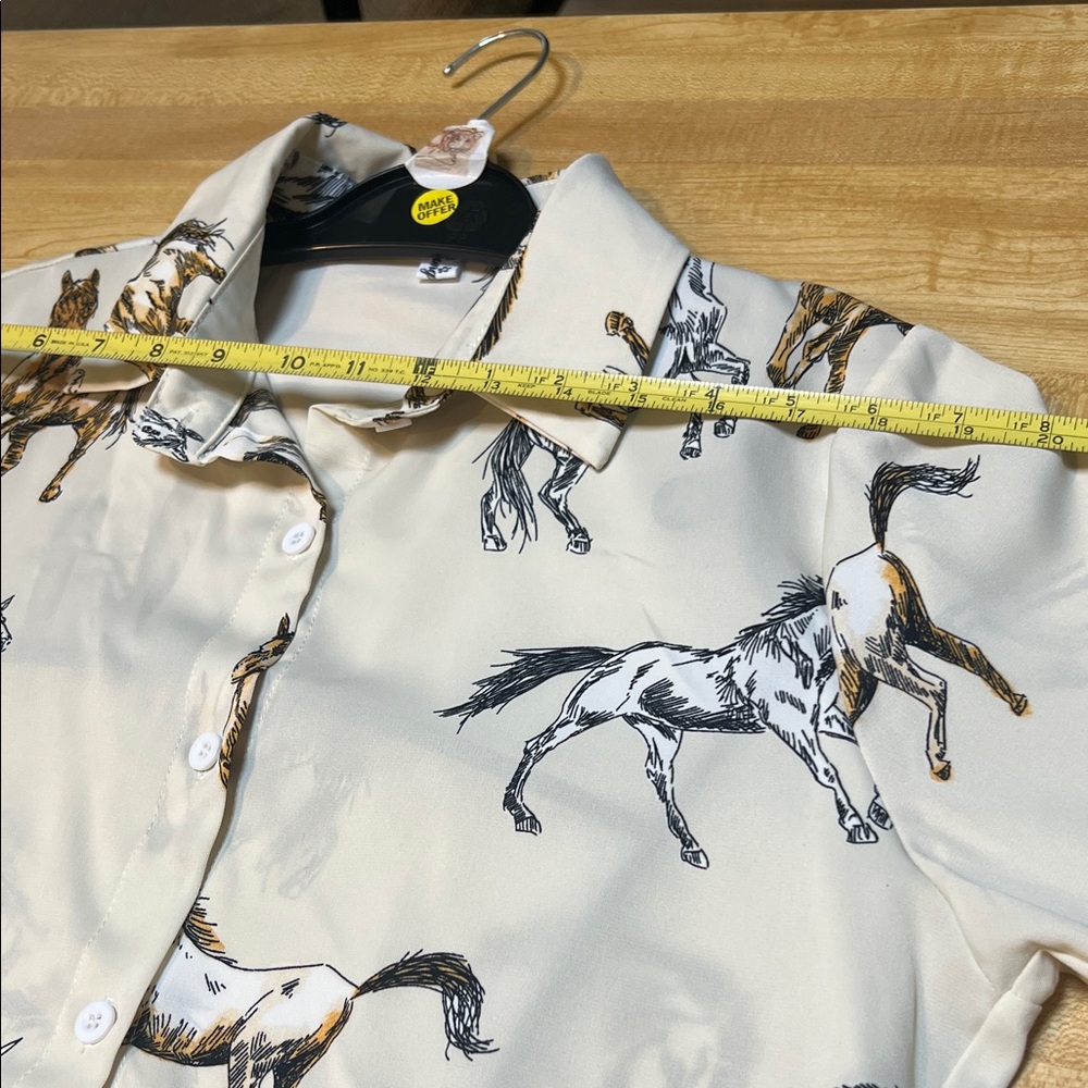 #1078+ Women Horse Print Shirt - Button Down Shirt (color Cream ) - Picture 6 of 6
